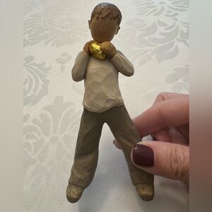 2004 Willow Tree Boy Heart Of Gold Figurine, Susan Lordi Demdaco